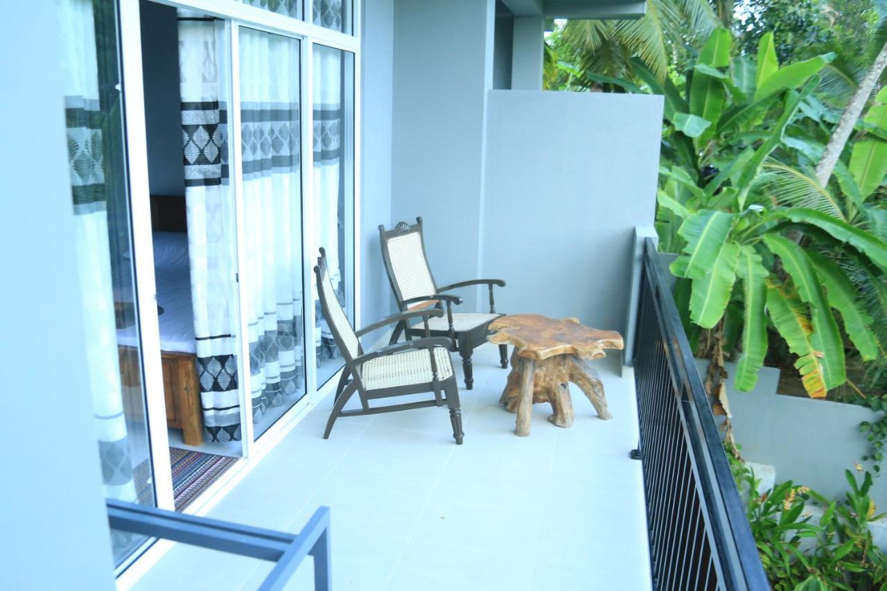 Sri Villa Rest Хіккадува Екстер'єр фото