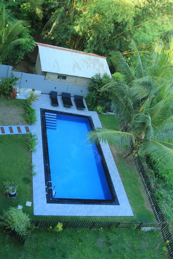 Sri Villa Rest Хіккадува Екстер'єр фото