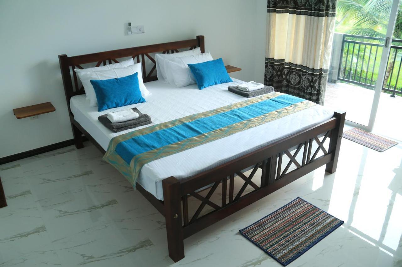 Sri Villa Rest Хіккадува Екстер'єр фото