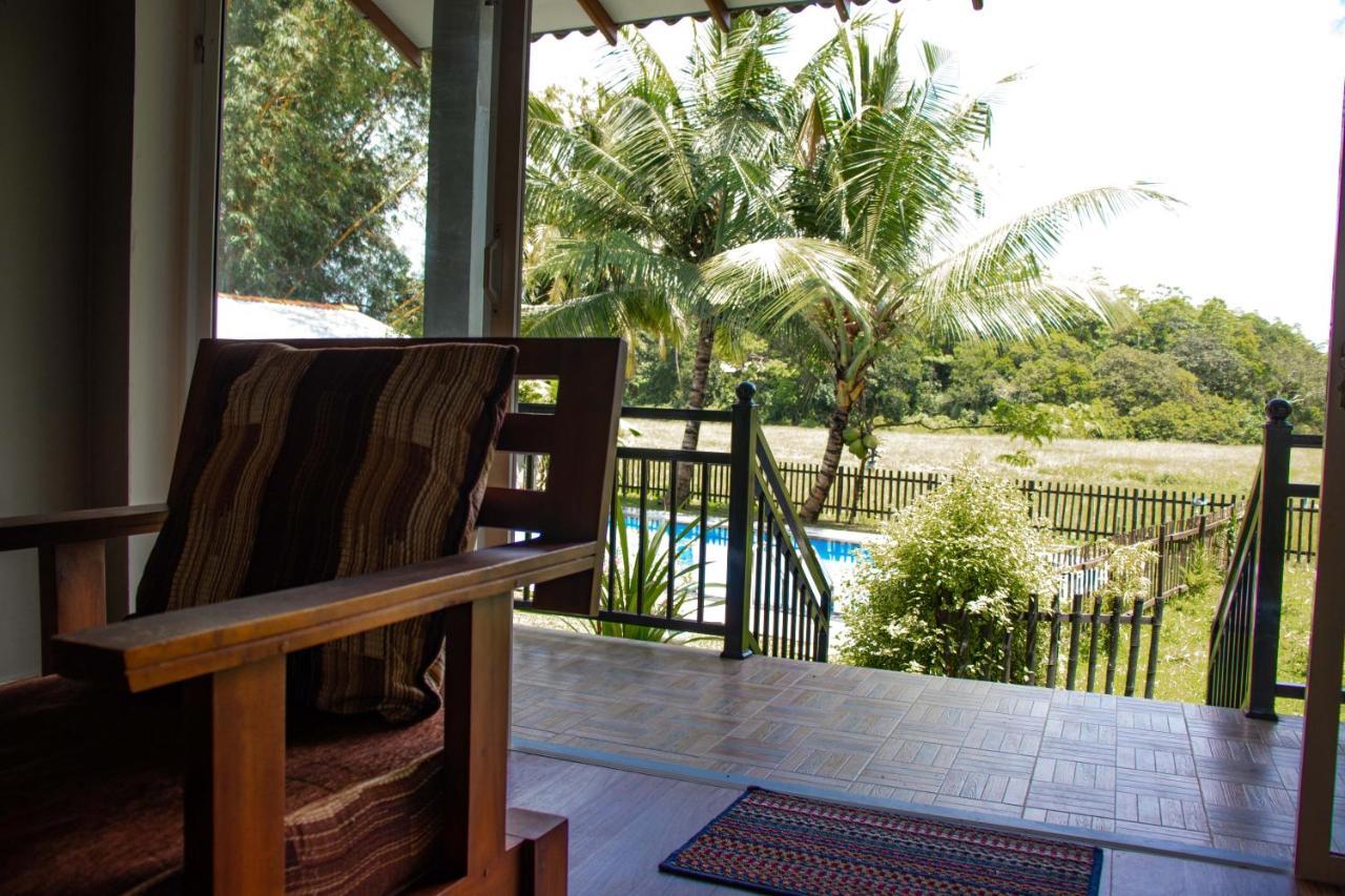 Sri Villa Rest Хіккадува Екстер'єр фото
